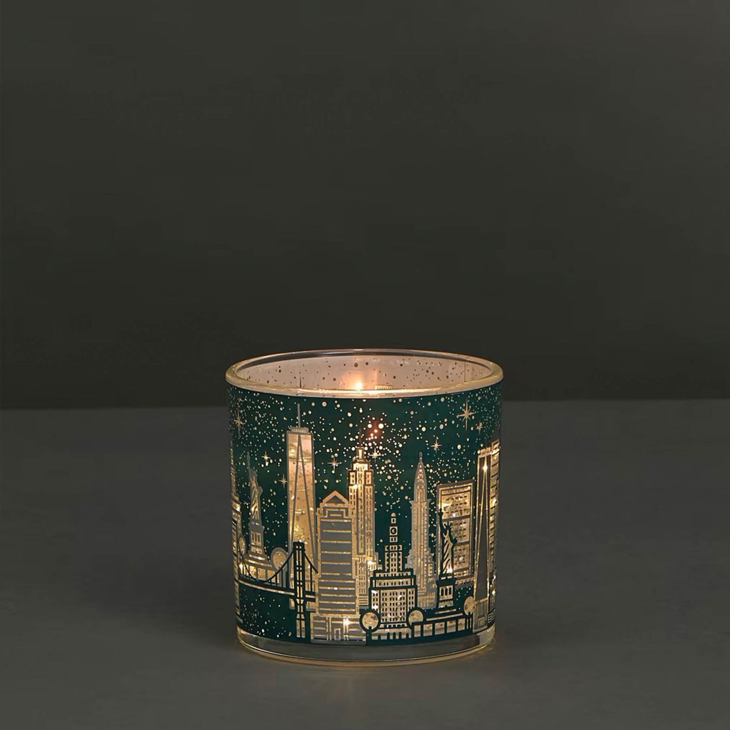 Marks and Spencer Christmas New York Light Up Scented Candle