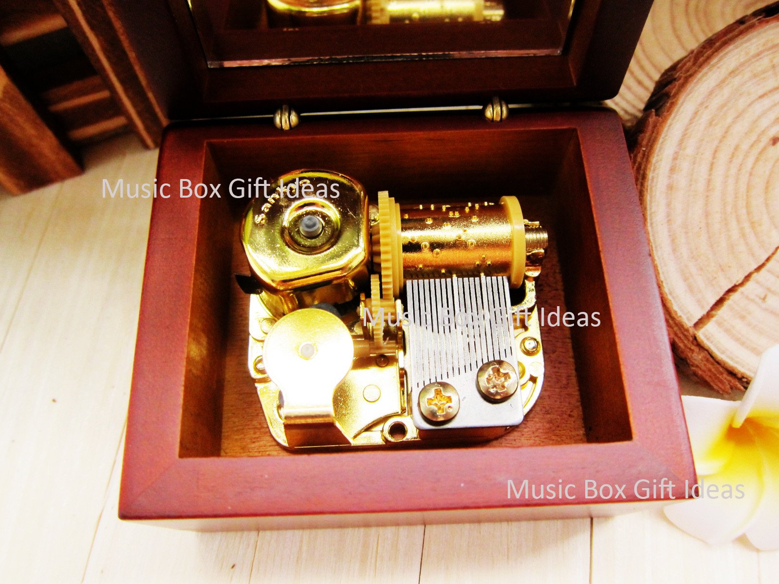 The Music Box You Program Yourself (making a song) 